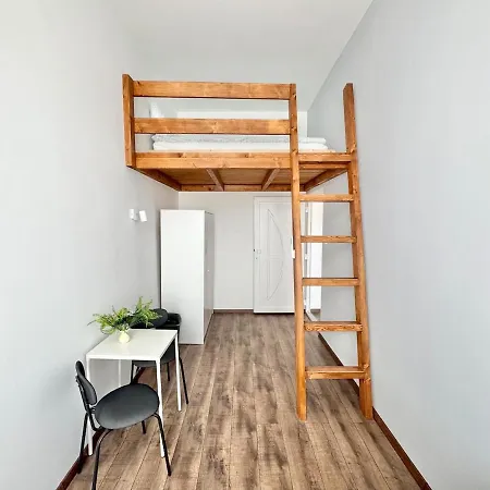 Apartment K87 Renovated 6br *
