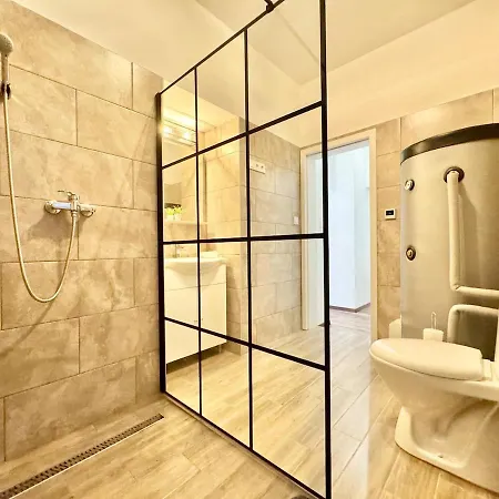K87 Renovated 6br