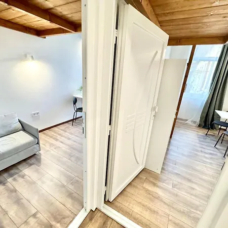 K87 Renovated 6br Apartment