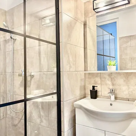 K87 Renovated 6br
