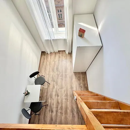 K87 Renovated 6br Apartman *