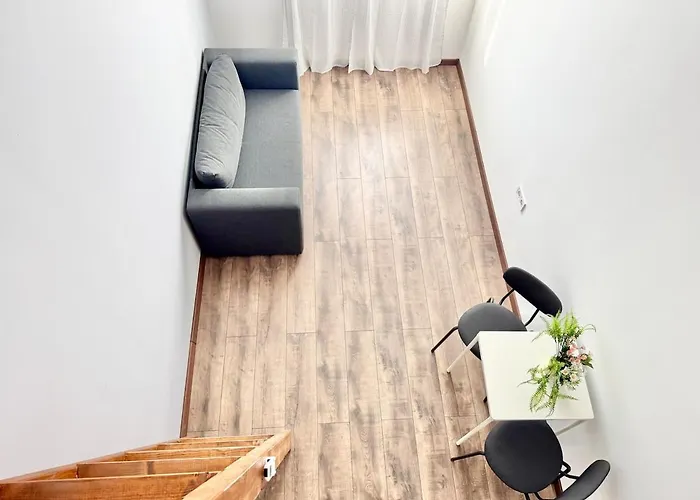 K87 Renovated 6br * 布达佩斯