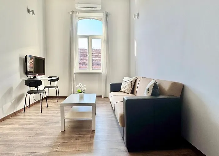 Apartamento K87 Renovated 6br