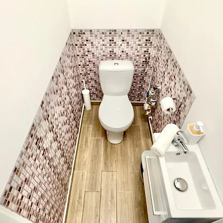 K87 Renovated 6br Daire