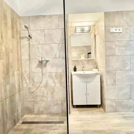 K87 Renovated 6br Daire *