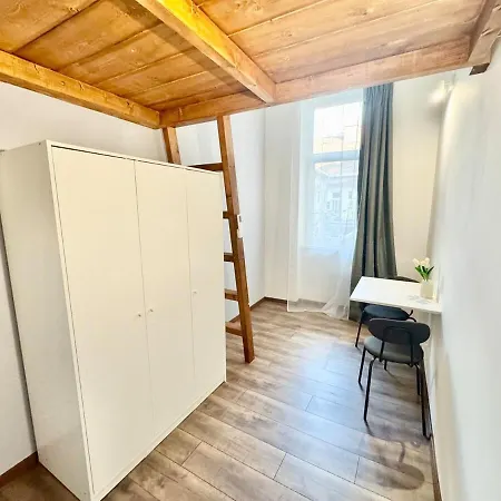 K87 Renovated 6br Daire Budapeşte
