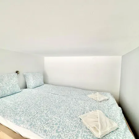 Daire K87 Renovated 6br Budapeşte