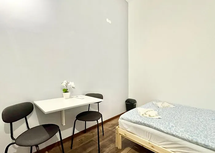 K87 Renovated 6br Apartment Budapest