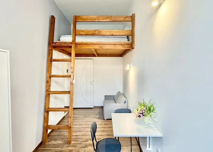 Apartment K87 Renovated 6br
