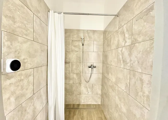 K87 Renovated 6br